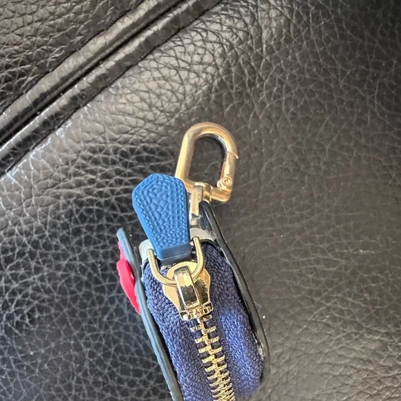 🌸✨ Hello Kitty Leather Mini Collector Key / Bag Charm Pouch Rare Kawaii Cutie! ✨ - Picture 6 of 7